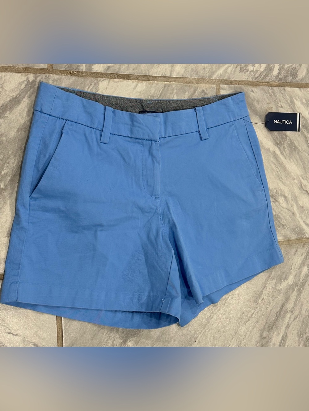 NWT Nautica Womens Blue Chino Shorts Size 2 (30W)